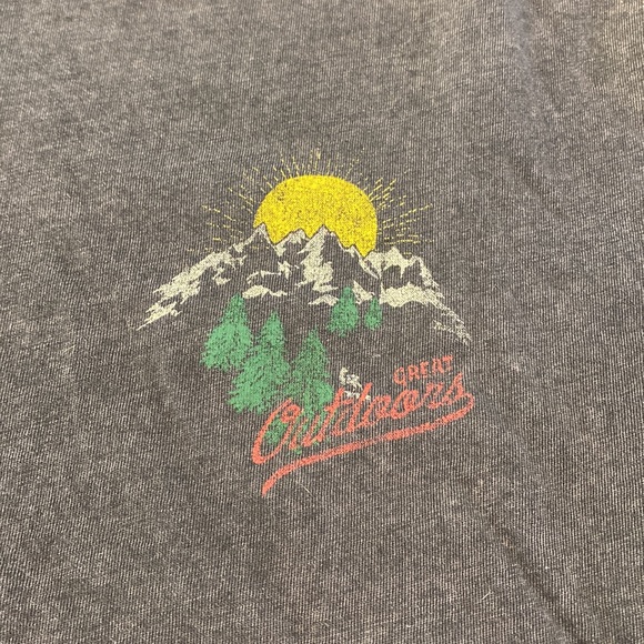 Garage Crop Top - Picture 2 of 6